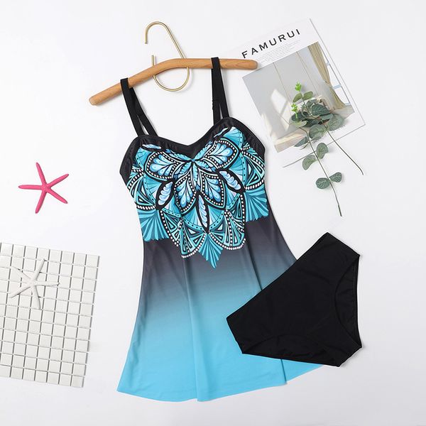2021 bikini print cover your belly and show thin split gradient skirt large swimsuit, White;black
2021 bikini print cover your belly and show thin split gradient skirt large swimsuit, White;black