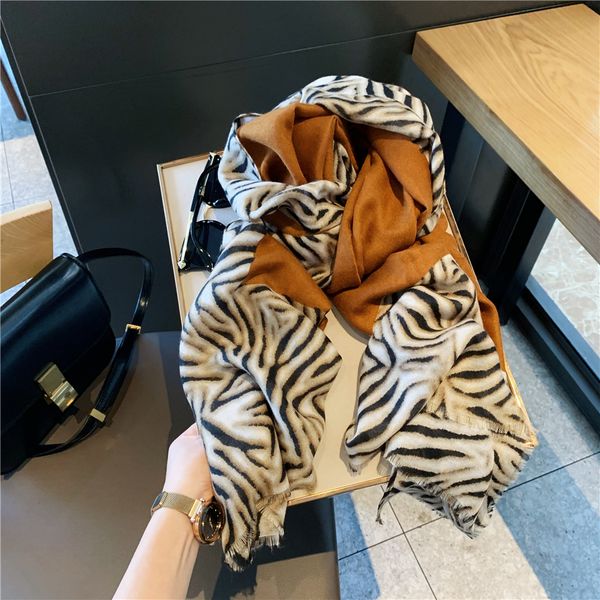 cotton and hemp for women in winter wild print raw edge decoration warm neck shawl leopard scarf, Blue;gray
cotton and hemp for women in winter wild print raw edge decoration warm neck shawl leopard scarf, Blue;gray