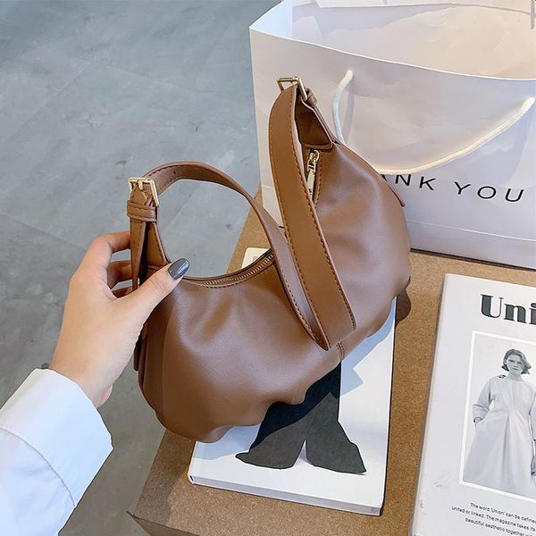 retro ladies one-shoulder armpit small bag female 2020 popular new trendy fashion net celebrity casual all-match messenger bag
retro ladies one-shoulder armpit small bag female 2020 popular new trendy fashion net celebrity casual all-match messenger bag