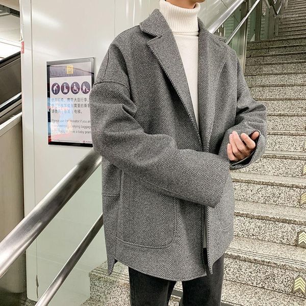 2020 autumn and winter new youth popular men's loose solid color single button woolen coat fashionable casual coat1, Black
2020 autumn and winter new youth popular men's loose solid color single button woolen coat fashionable casual coat1, Black
