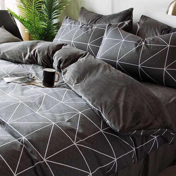 crystal coral fleece cotton cotton four-piece bedding set winter three-piece set milk flannel quilt cover bed sheet1
crystal coral fleece cotton cotton four-piece bedding set winter three-piece set milk flannel quilt cover bed sheet1