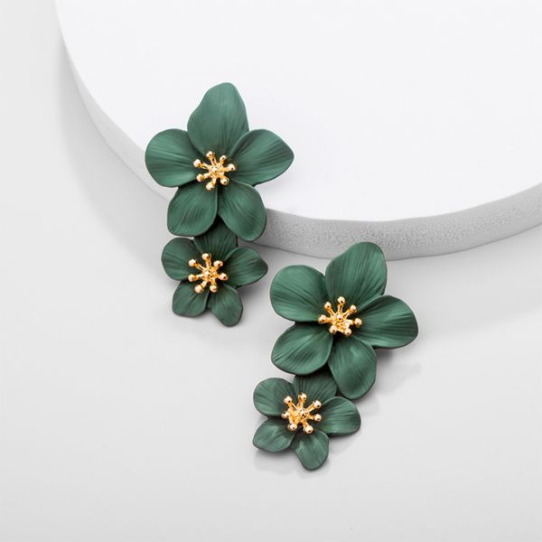 women's earrings flowers double earring earrings creative earrings for party jewelry 2020 new design female 11, Golden;silver
women's earrings flowers double earring earrings creative earrings for party jewelry 2020 new design female 11, Golden;silver