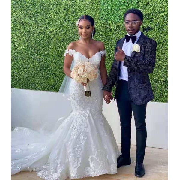2021 new elegant off her shoulder mermaid with lace beads until she comes dressed as bride in a wedding dress yuxt, White
2021 new elegant off her shoulder mermaid with lace beads until she comes dressed as bride in a wedding dress yuxt, White