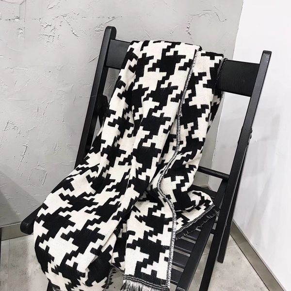 fashion with ladies scarf 40% cashmere plaid winter scarf versatile and comfortable gift scarves women's scarves, Blue;gray
fashion with ladies scarf 40% cashmere plaid winter scarf versatile and comfortable gift scarves women's scarves, Blue;gray
