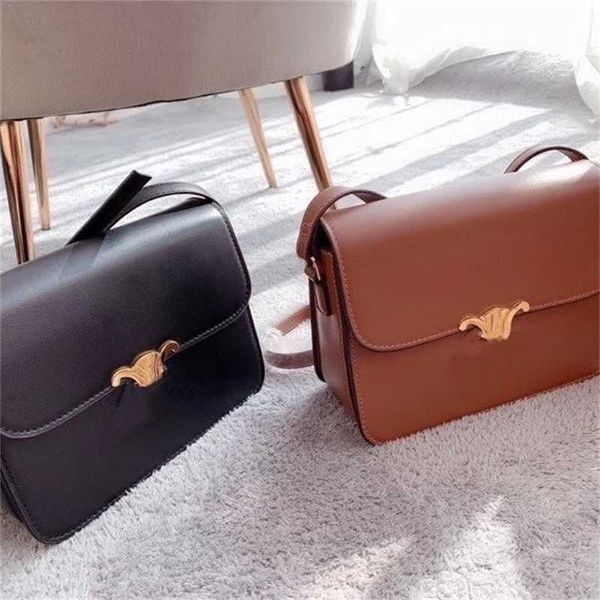 race 2021 new triumphal arch small square tofu single shoulder messenger bag 
race 2021 new triumphal arch small square tofu single shoulder messenger bag