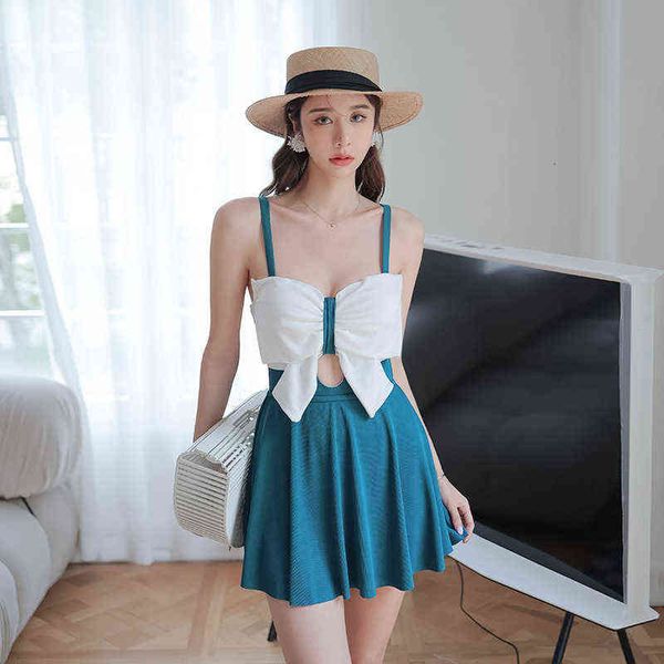 luxury designer women's swimwear bikini honey dream women's spring 2022 conservative korean ins skirt high waist slim suspender sw, White;black
luxury designer women's swimwear bikini honey dream women's spring 2022 conservative korean ins skirt high waist slim suspender sw, White;black