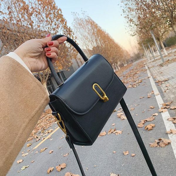 brand women's small bags 2021 spring new atmosphere texture simple single shoulder messenger portable small square bag
brand women's small bags 2021 spring new atmosphere texture simple single shoulder messenger portable small square bag