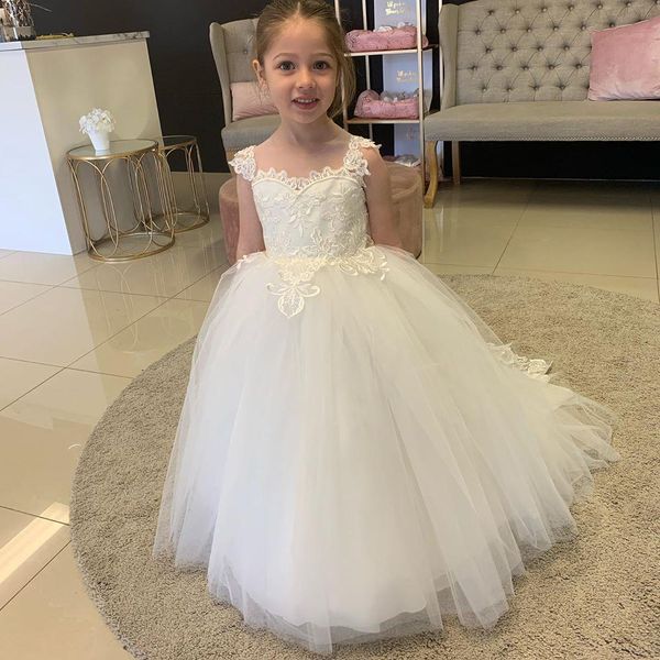 ball gown princess flower girl dresses for weddings sheer neck sweep train appliques child birthday party gowns first communion dress, White;blue
ball gown princess flower girl dresses for weddings sheer neck sweep train appliques child birthday party gowns first communion dress, White;blue