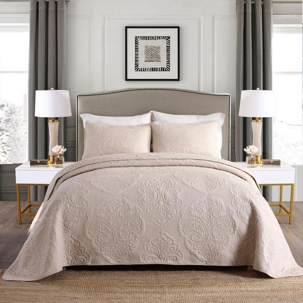 beige embroidery cotton quilts 3pcs set quality wholesale handmade bedspread bedding kingsize bedcover waterwash quilting quilts1
beige embroidery cotton quilts 3pcs set quality wholesale handmade bedspread bedding kingsize bedcover waterwash quilting quilts1