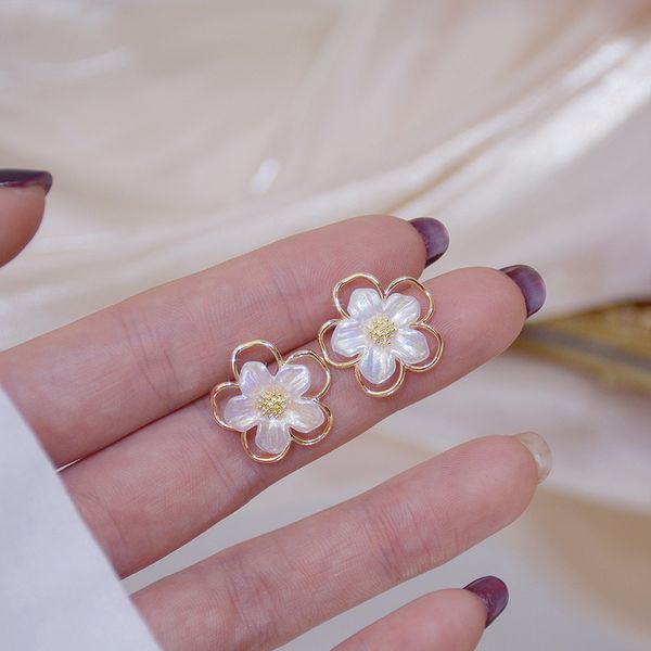 new arrive earring for women simple hollow flower charm acrylic 14k real gold stud earring girl lady jewelry pendant gift, Golden;silver
new arrive earring for women simple hollow flower charm acrylic 14k real gold stud earring girl lady jewelry pendant gift, Golden;silver