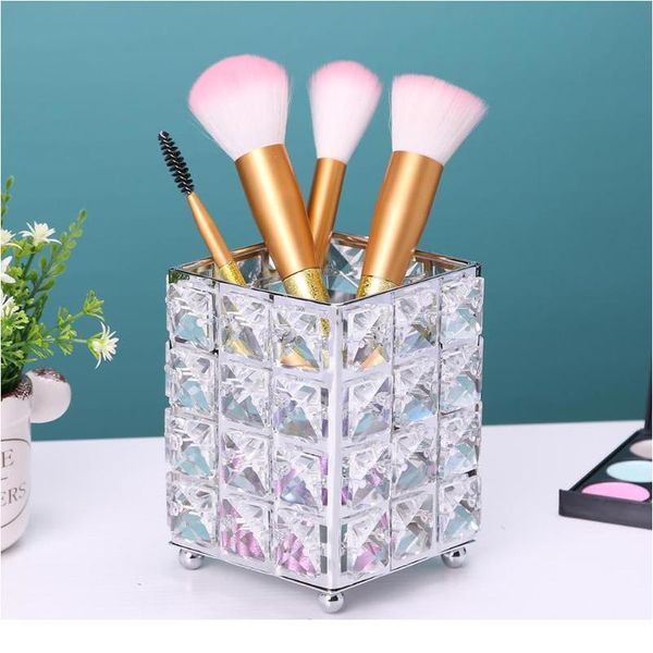luxury metal crystal makeup brush holder gold silver diamond cosmetic brushes storage tube cosmetic pen box o jllpod
luxury metal crystal makeup brush holder gold silver diamond cosmetic brushes storage tube cosmetic pen box o jllpod