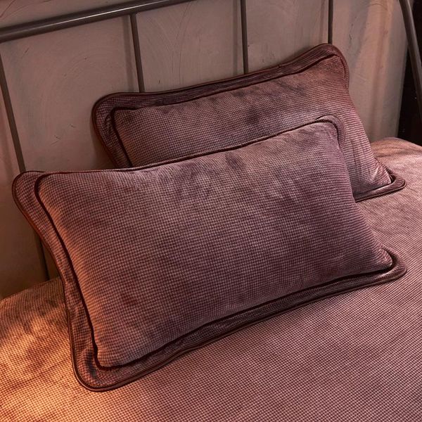 pillow case 48x74cm solid sleep flannel cover winter soft warm pillowcase decoration home textile gift
pillow case 48x74cm solid sleep flannel cover winter soft warm pillowcase decoration home textile gift