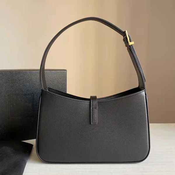 fashion black underarm tote bags genuine leather handbags hobo shoulder for women, Blue;pink
fashion black underarm tote bags genuine leather handbags hobo shoulder for women, Blue;pink