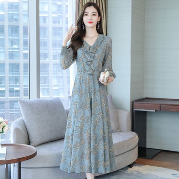 broken flower dress women's spring and autumn chiffon chiffon skirt 2020 new korean version of ruffle collar shows thin waist and knee, Black;gray
broken flower dress women's spring and autumn chiffon chiffon skirt 2020 new korean version of ruffle collar shows thin waist and knee, Black;gray