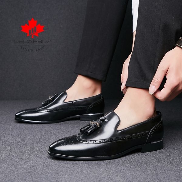 men dress shoes spring fashion business wedding footwear man comfy leather design formal shoes men europe style men shoes y200420, Black
men dress shoes spring fashion business wedding footwear man comfy leather design formal shoes men europe style men shoes y200420, Black
