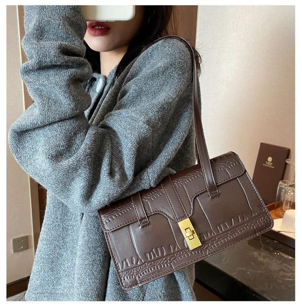 shoulder bags brand designer crocodile pattern women's bag retro simple handbag small flap crossbody
shoulder bags brand designer crocodile pattern women's bag retro simple handbag small flap crossbody