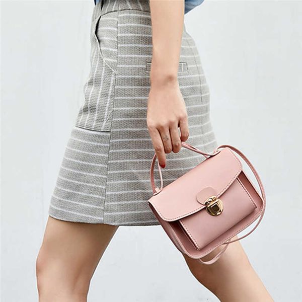 solid color leather crossbody bags for women 2020 travel handbag fashion shoulder simple ladies cross body bag, Red;black
solid color leather crossbody bags for women 2020 travel handbag fashion shoulder simple ladies cross body bag, Red;black