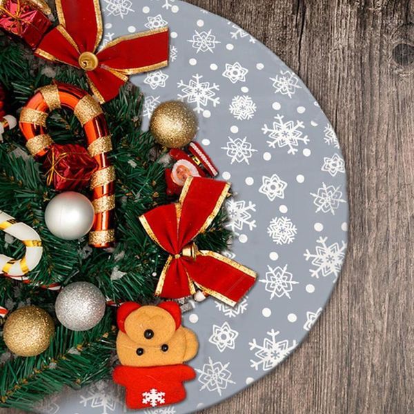 2020 new christmas tree skirt christmas decoration carpet suitable for indoor and outdoor decoration1
2020 new christmas tree skirt christmas decoration carpet suitable for indoor and outdoor decoration1