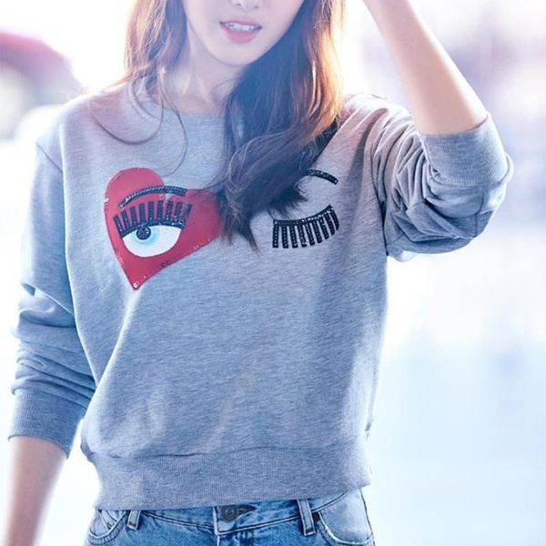 new cashmere high waist short fashion brand loose peach heart embroidered eye round neck, Black
new cashmere high waist short fashion brand loose peach heart embroidered eye round neck, Black