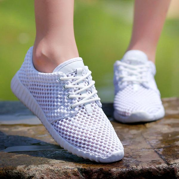 women shoes breathable mesh hollow female network soft lightweight casual shoes dames sneakers damesschoenen zapatillas soft 200928, Black
women shoes breathable mesh hollow female network soft lightweight casual shoes dames sneakers damesschoenen zapatillas soft 200928, Black