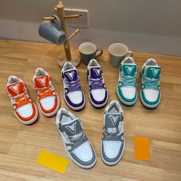 2022 desinger sneakers brand sneakers designer trainers women casual shoes real leather gold ace slides triple slippers sandals boots 31, Black
2022 desinger sneakers brand sneakers designer trainers women casual shoes real leather gold ace slides triple slippers sandals boots 31, Black