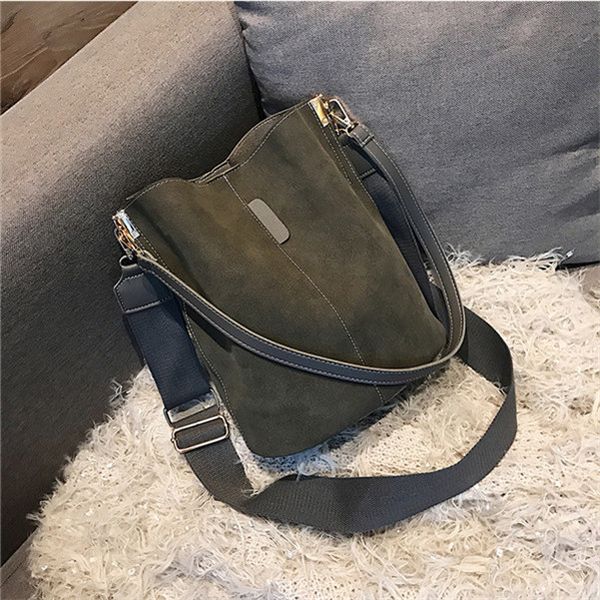 hh designer pu leather shoulder bags for women 2021 classic high capacity handbags travel luxury hand bag female large shoulder bag 90106
hh designer pu leather shoulder bags for women 2021 classic high capacity handbags travel luxury hand bag female large shoulder bag 90106