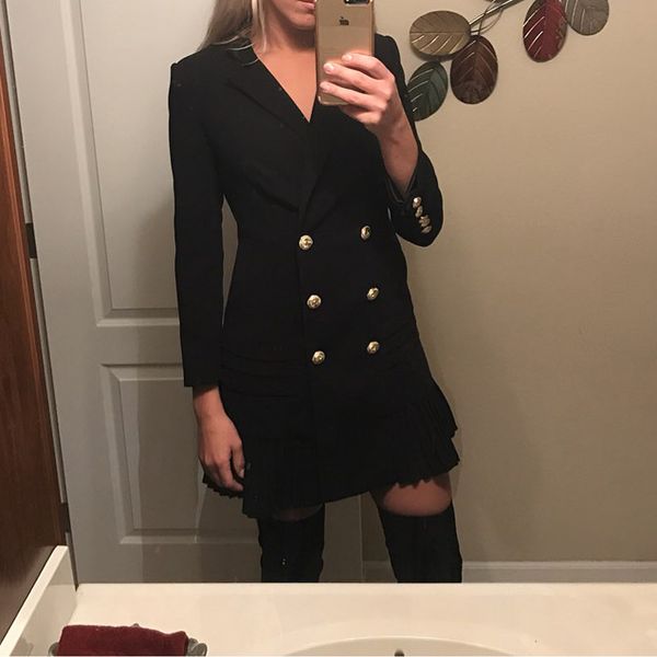 1112 2022 milan runway dress spring summer a line long sleeve black white lapel neck above knee dress prom fashion oulaidi
1112 2022 milan runway dress spring summer a line long sleeve black white lapel neck above knee dress prom fashion oulaidi