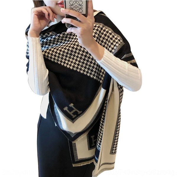 8jos 2020 new scarf 160*13cm fashion insand autumn double-layer cartoon character travel satin printed ladies scarf spring, Black;white
8jos 2020 new scarf 160*13cm fashion insand autumn double-layer cartoon character travel satin printed ladies scarf spring, Black;white