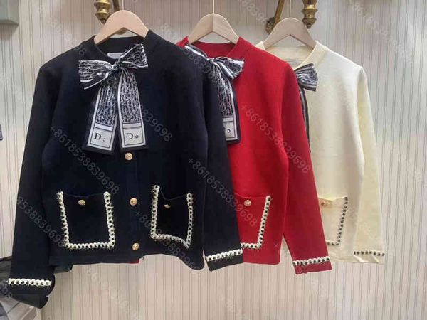 women swetaer shirt light and warm bow 2021fw flexible sweaters hoodies brand designer women's sweatershirts sweaters cardigan apparel, White;black
women swetaer shirt light and warm bow 2021fw flexible sweaters hoodies brand designer women's sweatershirts sweaters cardigan apparel, White;black