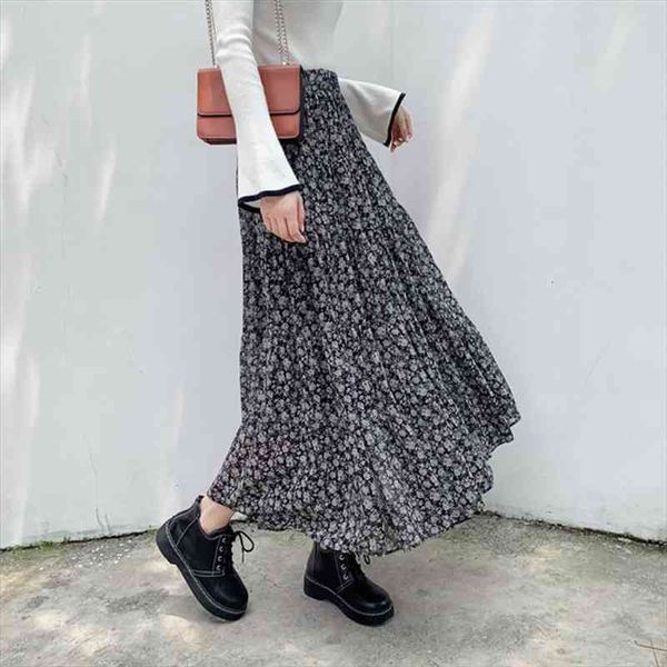 plus size summer women bohemian beach skirt chiffon printed skirt spring pleated ruffle maxi floral skirts 6xl 7xl 8xl, Black 
plus size summer women bohemian beach skirt chiffon printed skirt spring pleated ruffle maxi floral skirts 6xl 7xl 8xl, Black