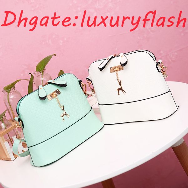 2021 fashion pu leather women shoulder bag female purse deer pendant handbags girl mini crossbody bag vintage small mini flap bolsos 2021
2021 fashion pu leather women shoulder bag female purse deer pendant handbags girl mini crossbody bag vintage small mini flap bolsos 2021