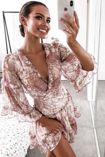 ckq4i autumn women's printed mid-sleeve mini dress deep v new autumn women's new mini miniskirt mid-sleeve mini dress deep v print, Black;gray
ckq4i autumn women's printed mid-sleeve mini dress deep v new autumn women's new mini miniskirt mid-sleeve mini dress deep v print, Black;gray