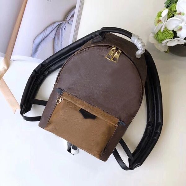 2022 designer mini backpack men women bags leather chain multi-function shoulder bag interior zipper pocket backpack
2022 designer mini backpack men women bags leather chain multi-function shoulder bag interior zipper pocket backpack