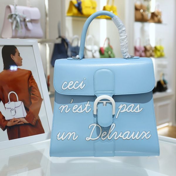 luxury new delvaux cosmetic bag ladies hand fashionbag shoulder bag designerbag 
luxury new delvaux cosmetic bag ladies hand fashionbag shoulder bag designerbag