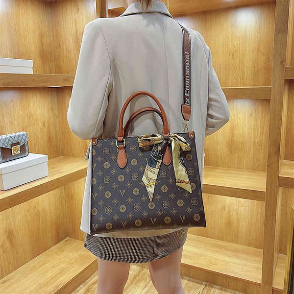 2022 factory outlet korean early autumn high-capacity shoulder tote versatile women's bag fashion leisure commuter bag cc8w
2022 factory outlet korean early autumn high-capacity shoulder tote versatile women's bag fashion leisure commuter bag cc8w