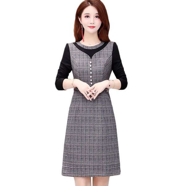 2021 new size 5xl autumn female new stitching fake two piece woolen plus velvet warm lattice winter dress women clothing kal1, Black;gray
2021 new size 5xl autumn female new stitching fake two piece woolen plus velvet warm lattice winter dress women clothing kal1, Black;gray