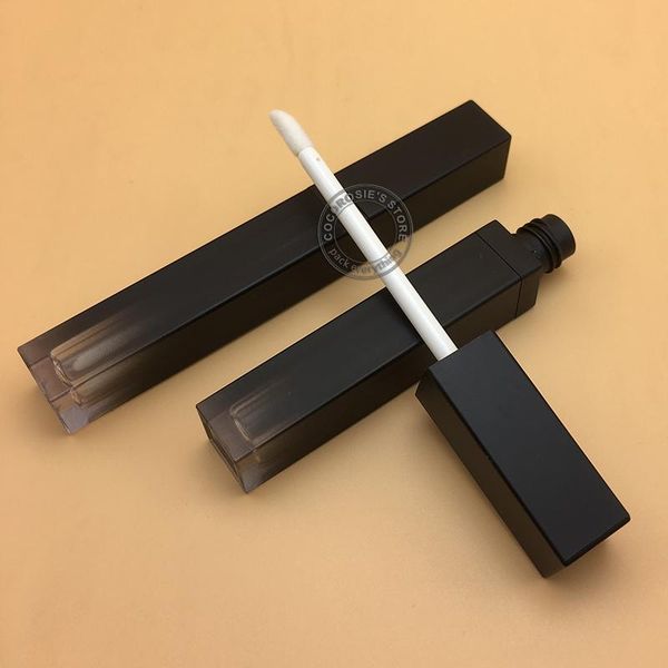 30 pcs empty gradient black lip gloss tube 5ml lip gloss container makeup oil container plastic tube
30 pcs empty gradient black lip gloss tube 5ml lip gloss container makeup oil container plastic tube