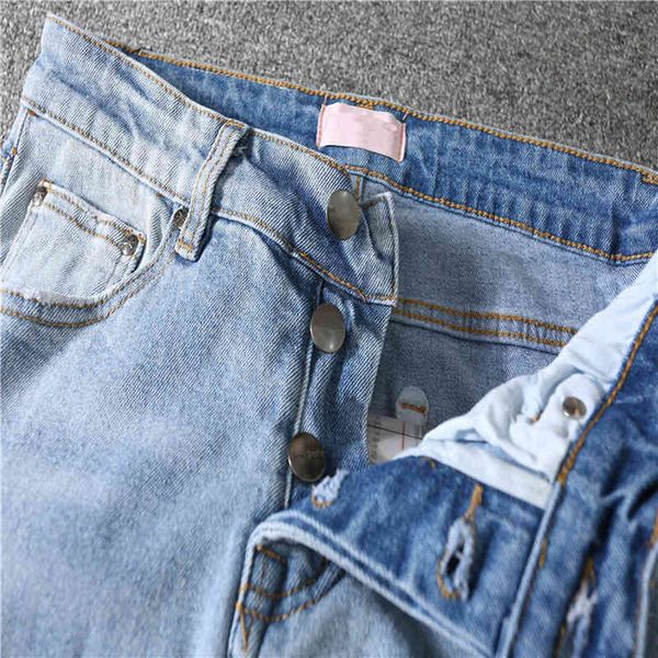men's jeans high street famous amr patchwork pocket design embroidered washed blue man pants streetwear trousers clothing mivt
men's jeans high street famous amr patchwork pocket design embroidered washed blue man pants streetwear trousers clothing mivt