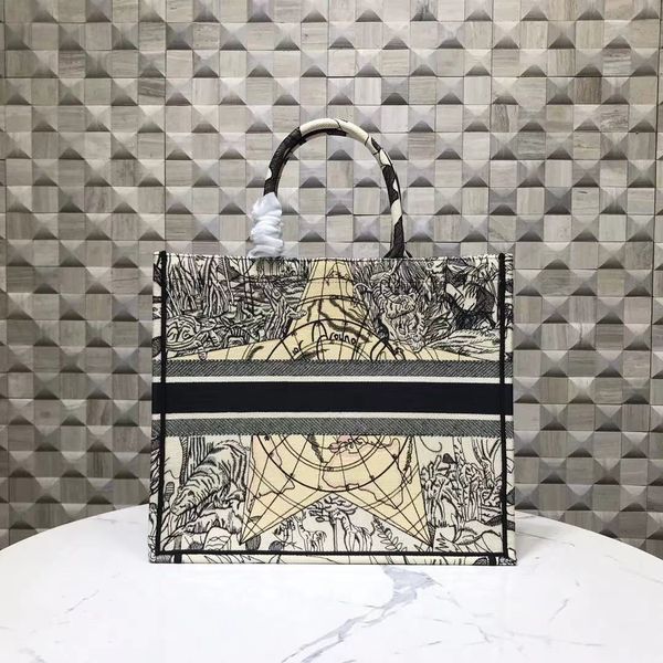 ladies' handbags, shopping bags, classic fashion, end customized quality
ladies' handbags, shopping bags, classic fashion, end customized quality