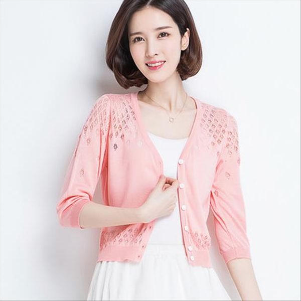 2019 summer fashion women thin section coat short paragraph hollow knitwear small shawl 7 points sleeve, White;black
2019 summer fashion women thin section coat short paragraph hollow knitwear small shawl 7 points sleeve, White;black