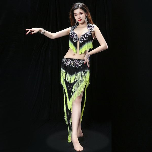 heavy tassel belly dance performance costume drum oriental dance outfit bra skirt competition skirt contrast color for women, Black;red
heavy tassel belly dance performance costume drum oriental dance outfit bra skirt competition skirt contrast color for women, Black;red