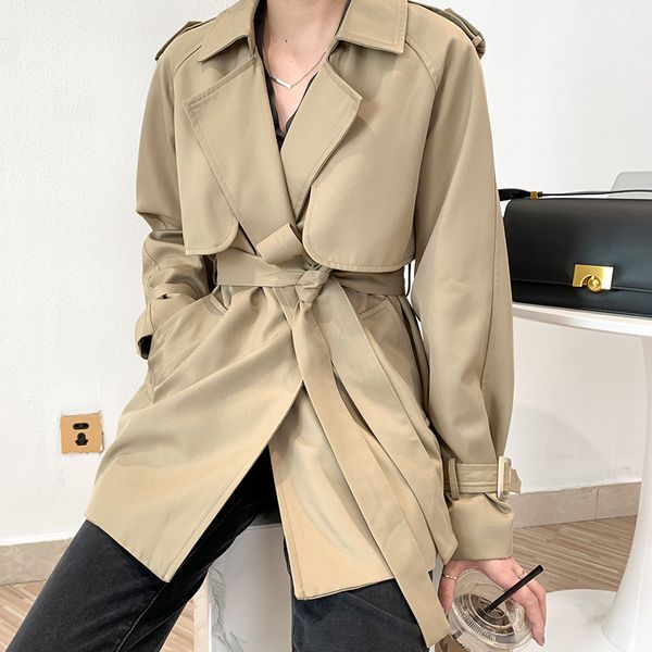 2020 autumn short trench coat women's loose strap waist hugging turn-down collar trench 1028, Tan;black
2020 autumn short trench coat women's loose strap waist hugging turn-down collar trench 1028, Tan;black