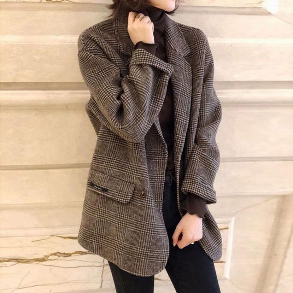 woollen suit coat women's fall / winter 2021 new loose and versatile double breasted plaid double cashmere coat1, Black
woollen suit coat women's fall / winter 2021 new loose and versatile double breasted plaid double cashmere coat1, Black