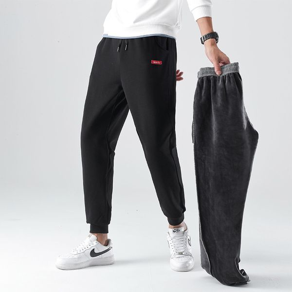 2020 autumn new casual korean version simple style sports pants men's trend plush cotton leggings, Black
2020 autumn new casual korean version simple style sports pants men's trend plush cotton leggings, Black
