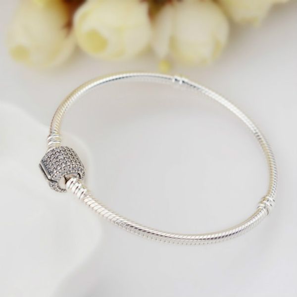 2021 new 100%925 standard pure silver classic suitable for european and american lady cheetah fine bracelet manufacturer wholesale, Black
2021 new 100%925 standard pure silver classic suitable for european and american lady cheetah fine bracelet manufacturer wholesale, Black