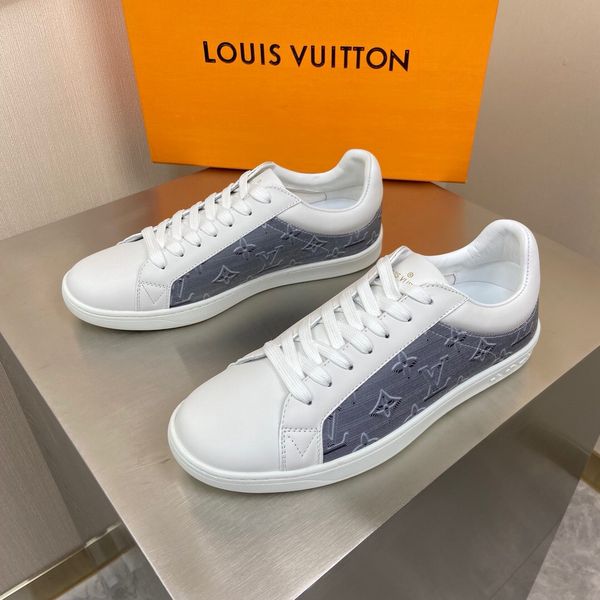 2020 fashion luxury designer men shoes sneakers chaussures homme mens scarpe firmate running shoes casual shoes with box size 38-45 -b12, Black
2020 fashion luxury designer men shoes sneakers chaussures homme mens scarpe firmate running shoes casual shoes with box size 38-45 -b12, Black