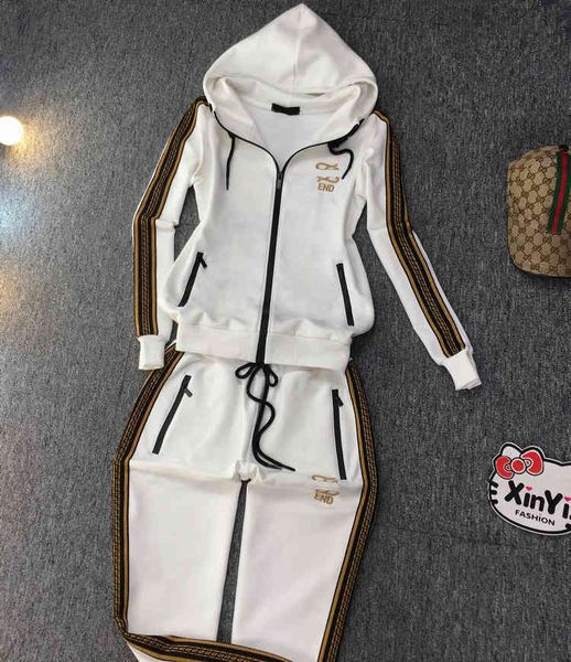 2022 factory wholesale new model high end cotton casual sportswear suit women's cardigan coat loose large european fashion, Black
2022 factory wholesale new model high end cotton casual sportswear suit women's cardigan coat loose large european fashion, Black