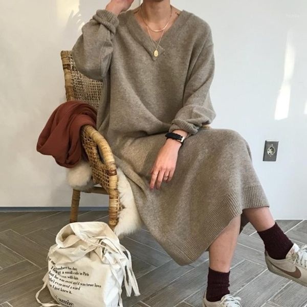 autumn winter plus size women's knit dress loose casual v-neck long solid knitted maxi long sweater dresses vestidos 2020 4xl1, White;black
autumn winter plus size women's knit dress loose casual v-neck long solid knitted maxi long sweater dresses vestidos 2020 4xl1, White;black