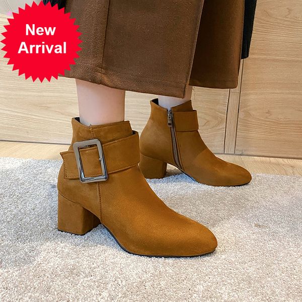 2021 the new comfortable casual style round in the ankle black buckle yellow zipper high heels women's riding boots xzpg
2021 the new comfortable casual style round in the ankle black buckle yellow zipper high heels women's riding boots xzpg