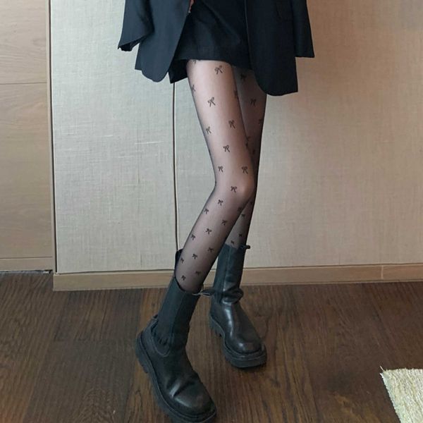1pc women pantyhose tights summer nylon bow dot print transparent stocking seamless fishnet mesh female hosiery new, Black;white
1pc women pantyhose tights summer nylon bow dot print transparent stocking seamless fishnet mesh female hosiery new, Black;white